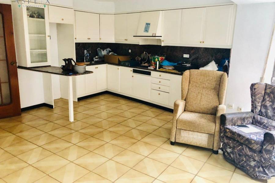 Re-sale - Apartment - Novelda - CENTRO