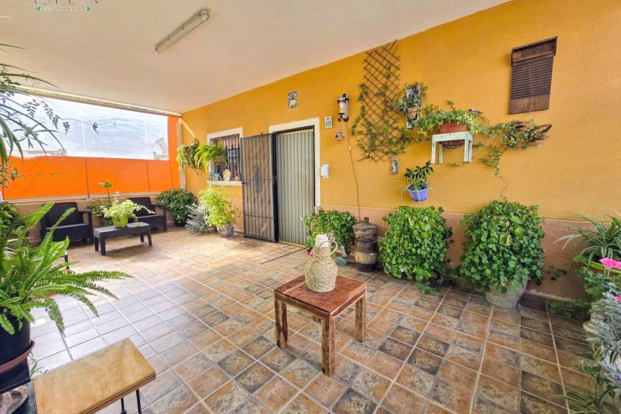 Re-sale - Villa - Hondon De Los Frailes