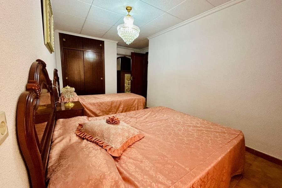 Venta - Apartamento - Santa Pola