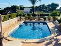 Venta - Chalet - Torrevieja