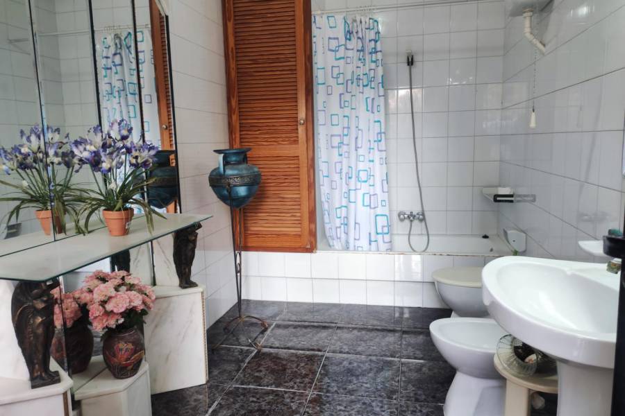 Re-sale - Country house - Novelda - CAMPET