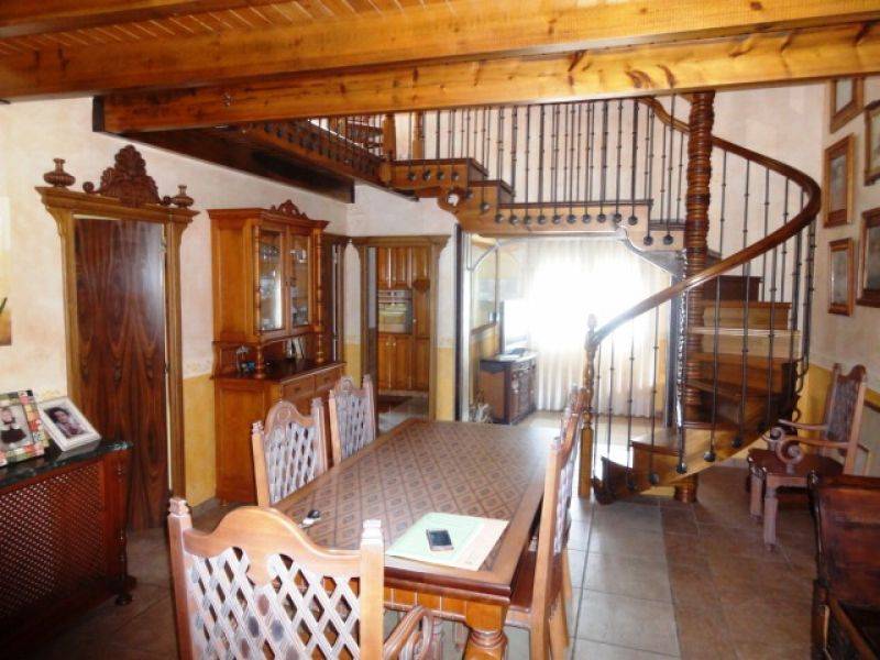 Re-sale - Country house - Monovar