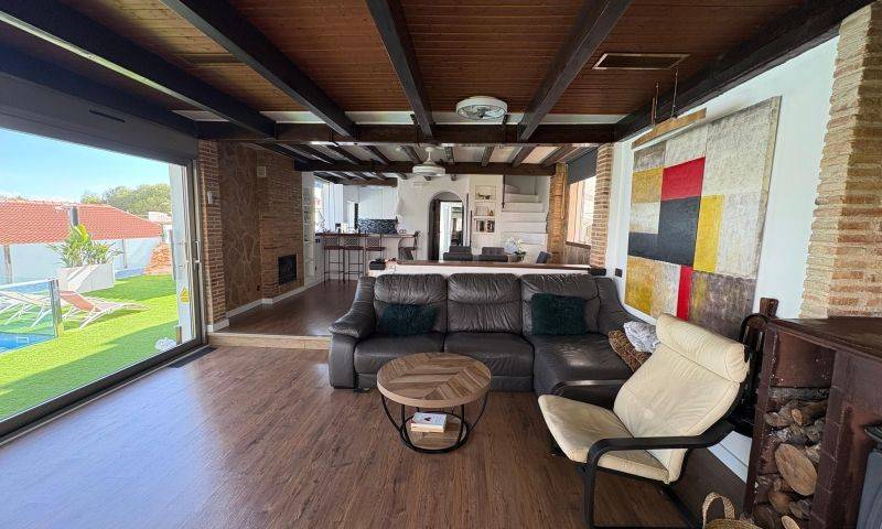 Re-sale - Villa - Villamartin