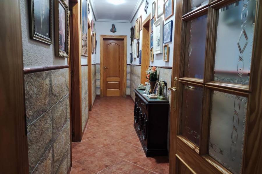 Re-sale - Country house - Novelda - CAMPET