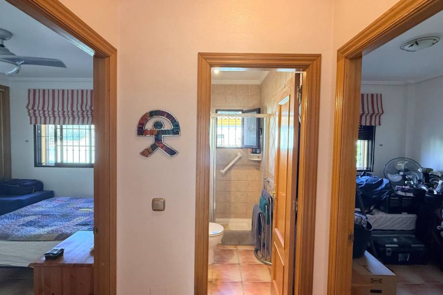 Venta - Chalet - Hondon De Las Nieves - La Montañosa