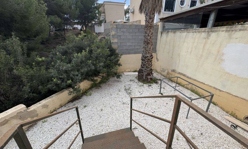 Re-sale - Villa - Orihuela