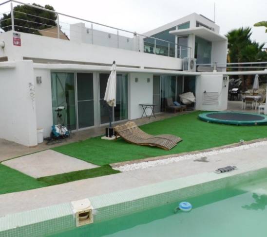 Re-sale - Villa - Alicante