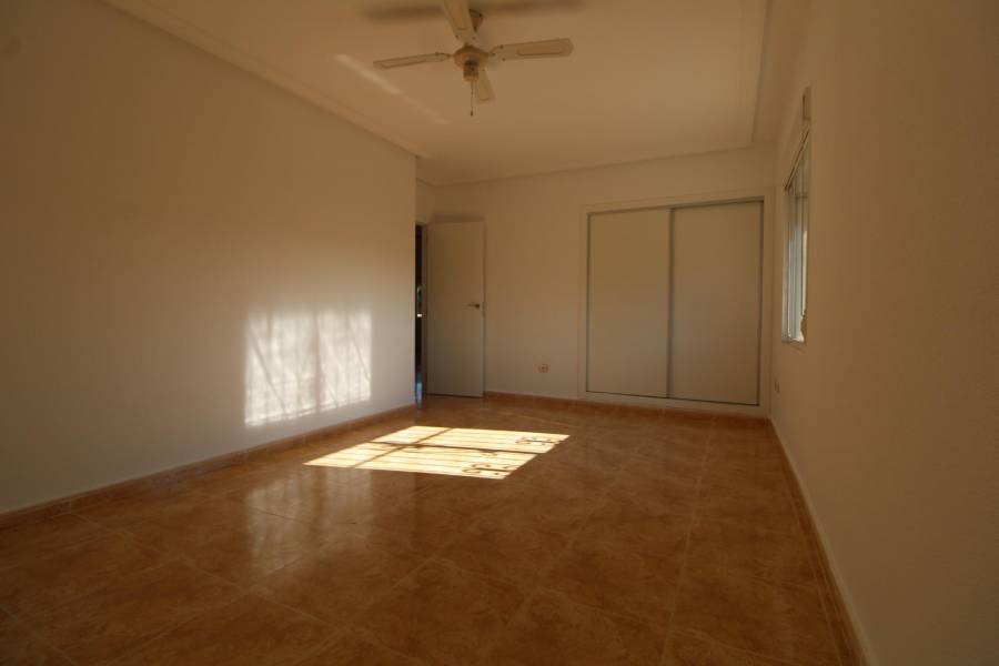 Re-sale - Country house - Hondon De Los Frailes - BARBARROJA
