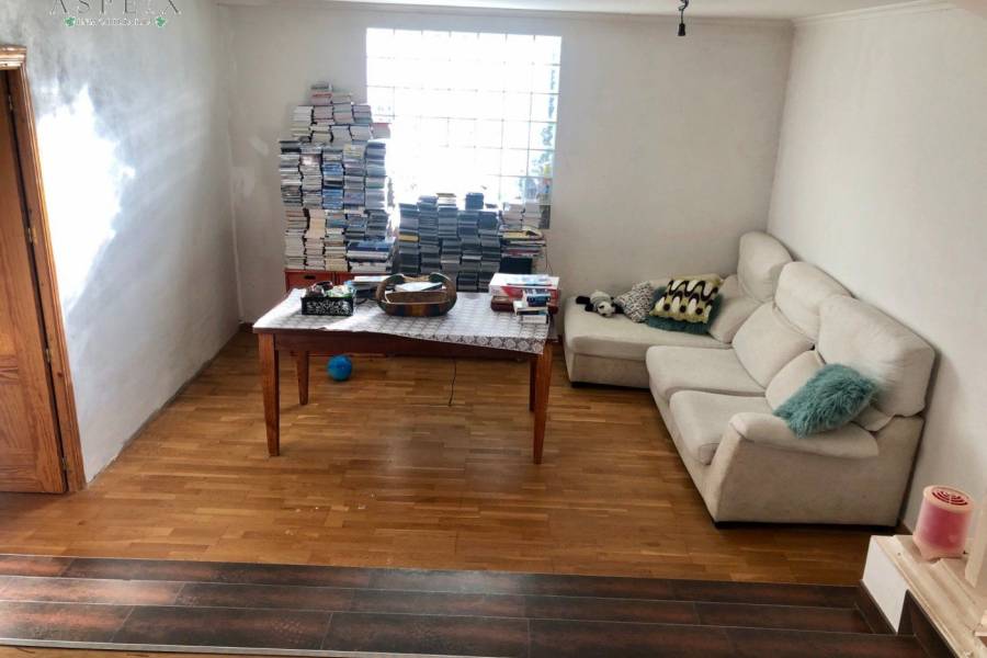 Re-sale - Villa - La Romana - ALCANÁ