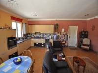 Re-sale - Country house - Pinoso