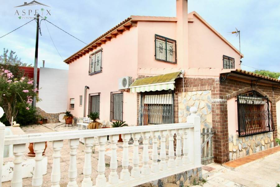 Re-sale - Villa - Monforte Del Cid - CAMINO DEL LLANO