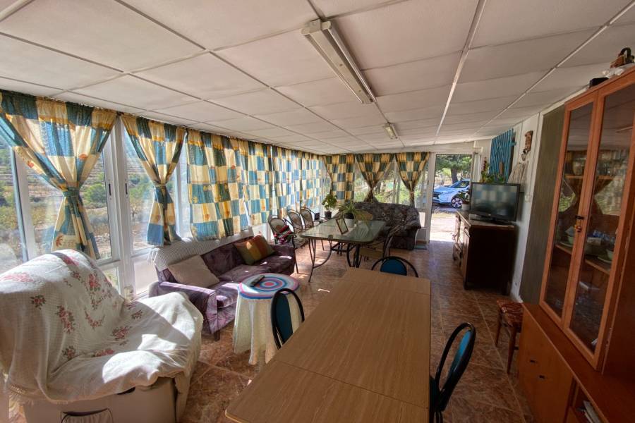 Re-sale - Country house - Monovar