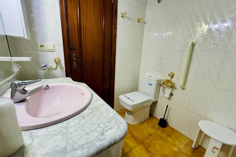 Venta - Apartamento - Santa Pola