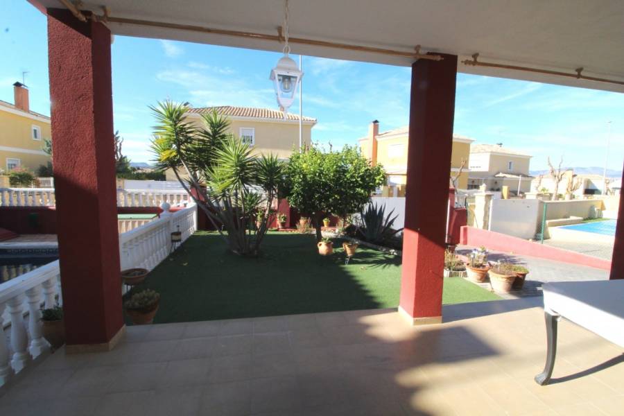 Re-sale - Villa - Elche