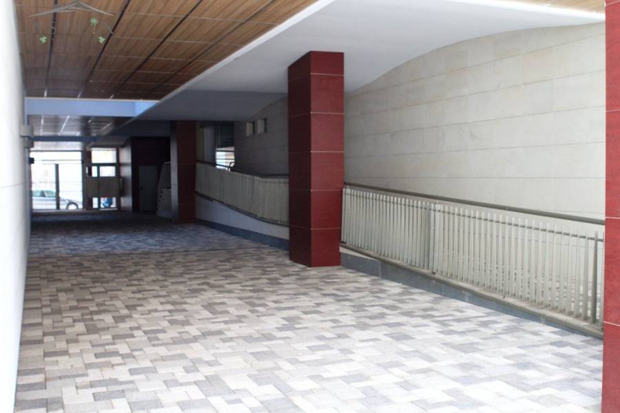 Re-sale - Apartment - Novelda