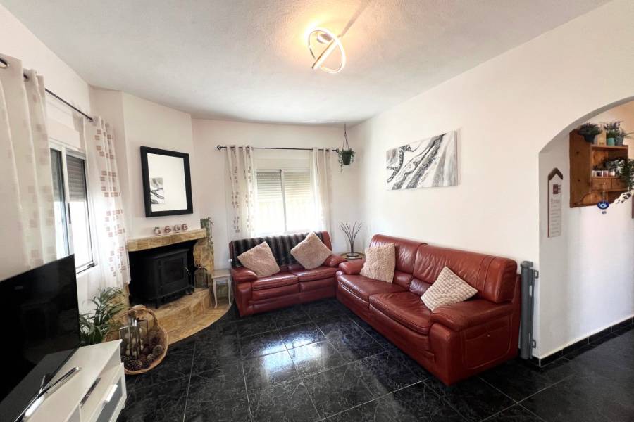 Re-sale - Country house - Hondon De Los Frailes