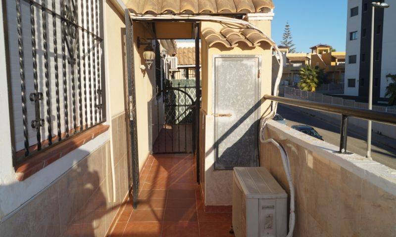 Re-sale - Apartment - Villamartin