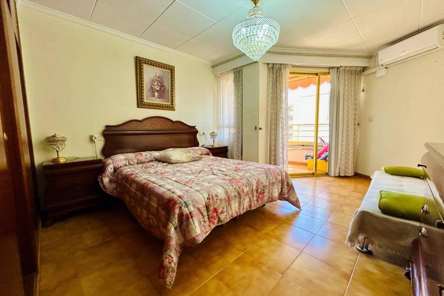 Venta - Apartamento - Santa Pola