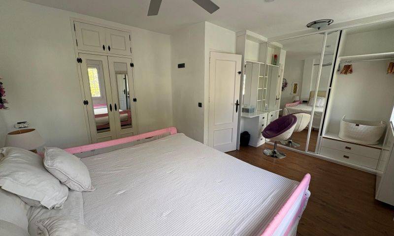 Re-sale - Villa - Villamartin