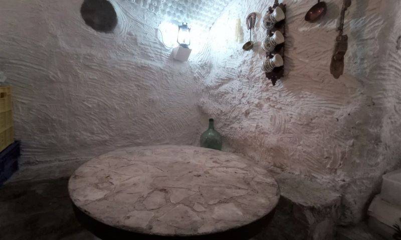 Re-sale - Cave house - Hondon De Las Nieves