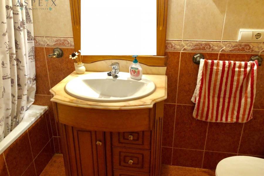 Venta - Bungalow - La Romana - CENTRO