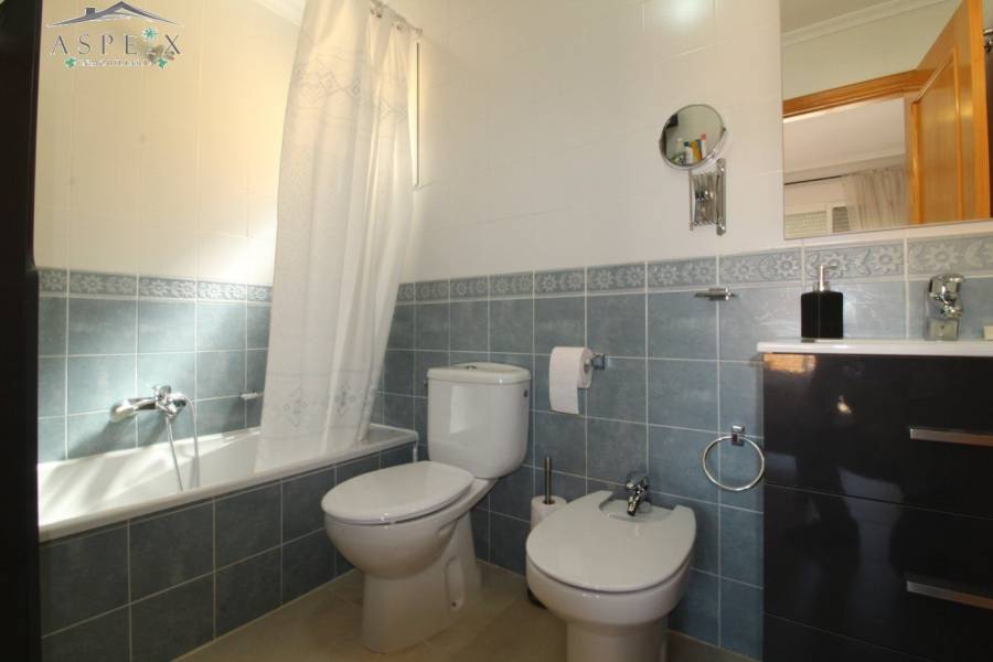 Re-sale - Bungalow - Monforte Del Cid - Alenda Golf