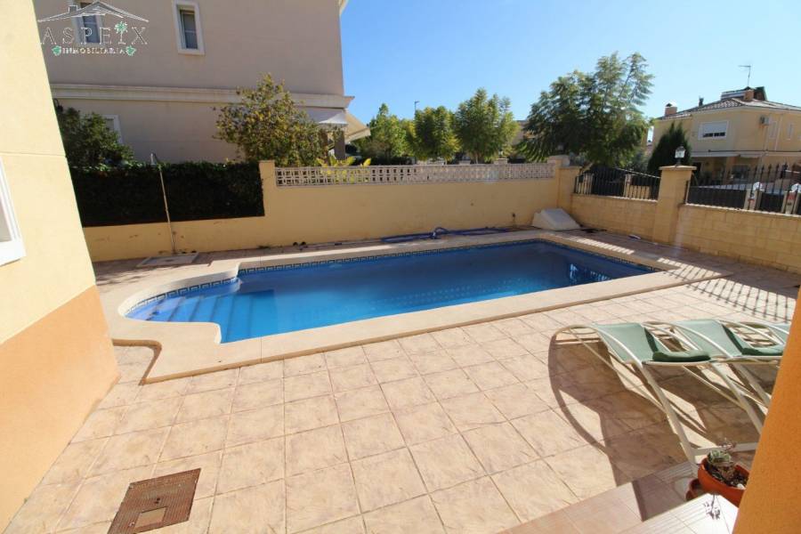 Re-sale - Villa - Aspe - Santa Elena