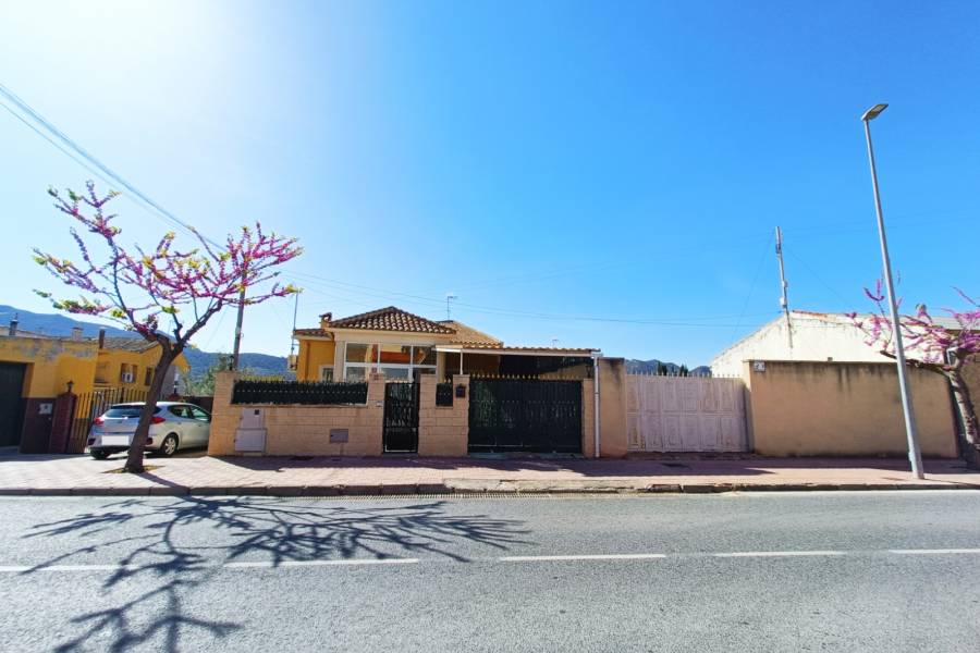 Re-sale - Country house - Hondon De Los Frailes