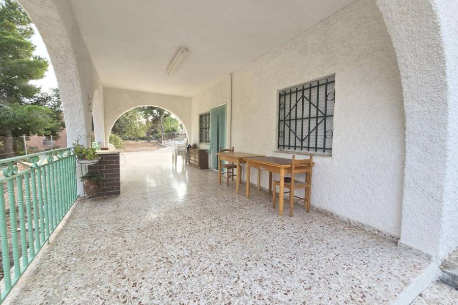 Re-sale - Villa - Hondon De Las Nieves - campo