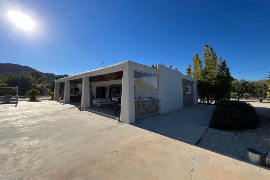 Venta - Casa de campo - Novelda