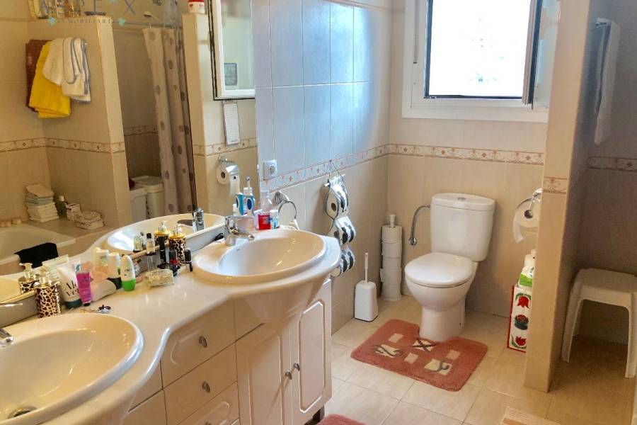 Re-sale - Country house - Aspe