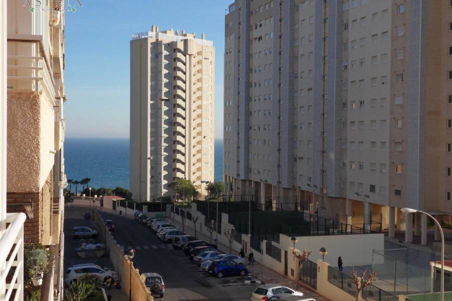 Re-sale - Apartment - El Campello - Playa muchavista