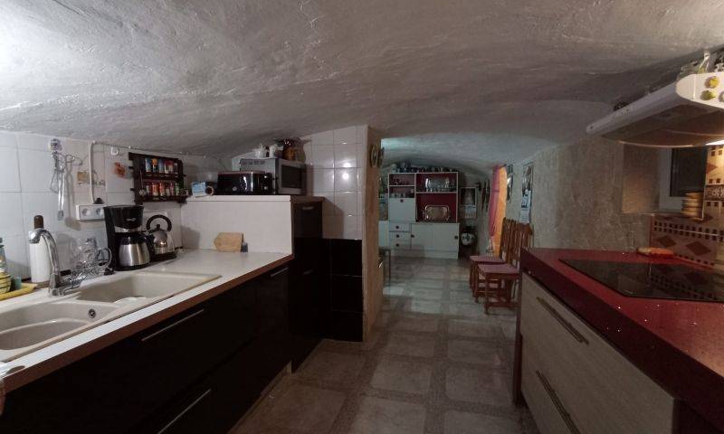 Venta - Casa cueva - Hondon De Las Nieves