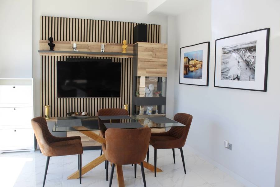 Venta - Chalet - Villamartin