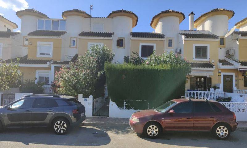 Re-sale - Duplex - Playa Flamenca - Alicante