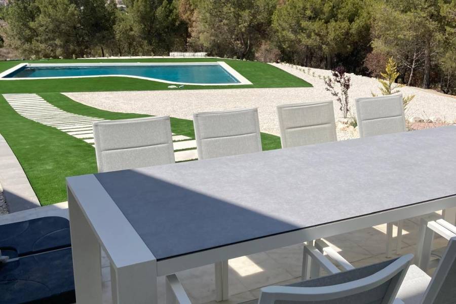 Re-sale - Country house - Petrer - Loma badá