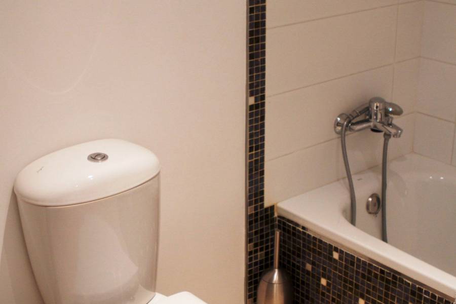 Re-sale - Apartment - Novelda