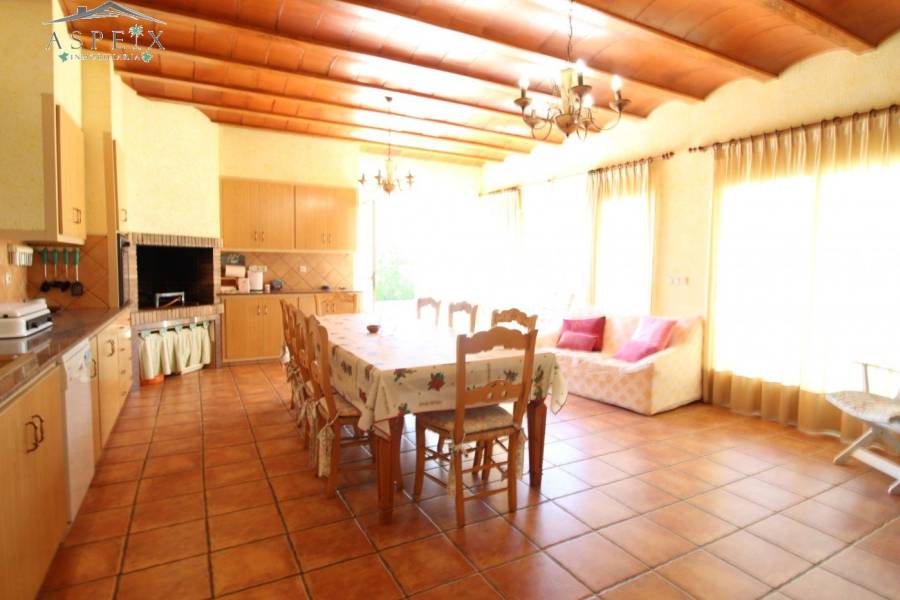 Re-sale - Country house - Elche