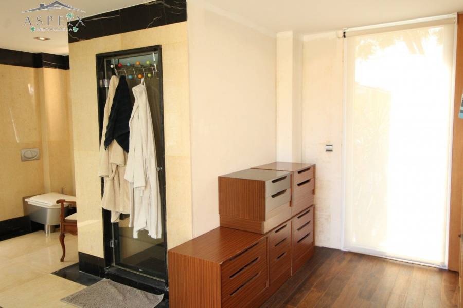 Re-sale - Villa - San Juan Alicante - Nacional 322