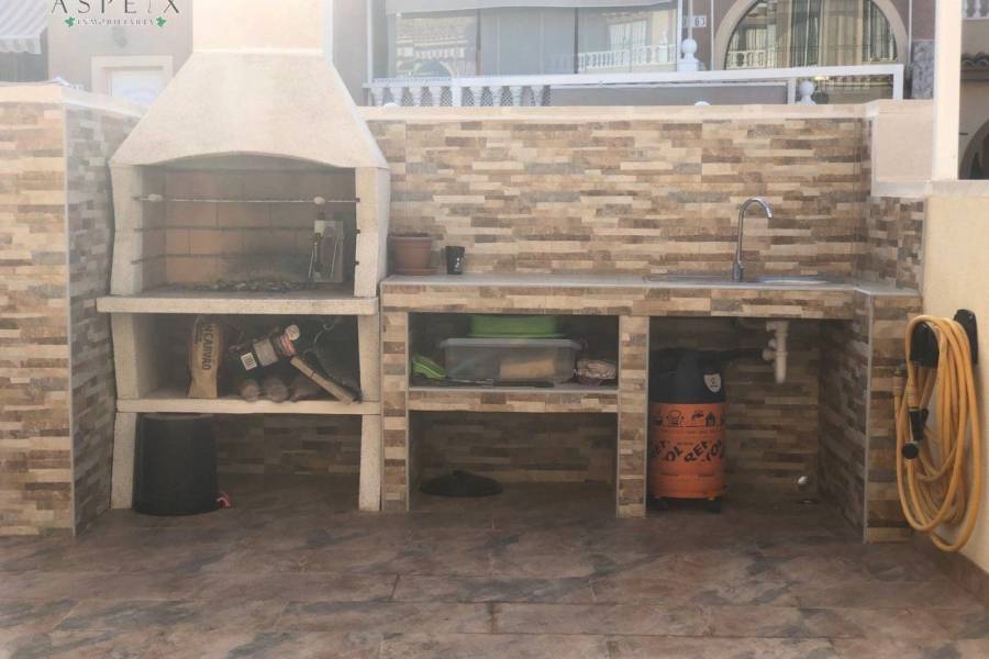 Re-sale - Bungalow - Gran Alacant - Centro comercial monte y mar