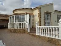 Re-sale - Villa - Playa Flamenca - Alicante