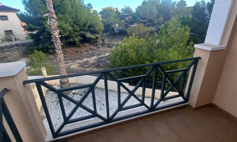 Re-sale - Villa - Orihuela