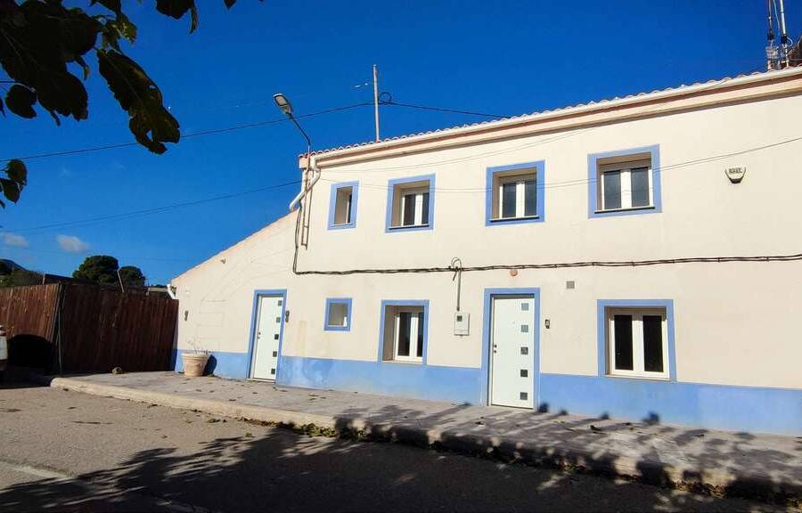 Re-sale - Country house - Pinoso