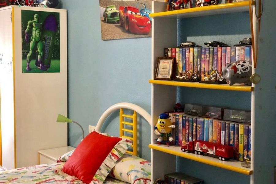 Re-sale - Flat - Elche