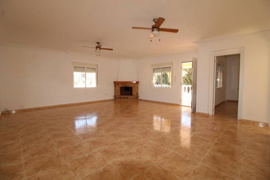 Re-sale - Country house - Hondon De Los Frailes - BARBARROJA
