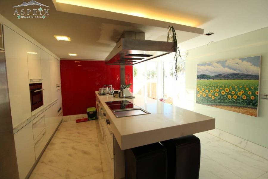 Re-sale - Villa - San Juan Alicante - Nacional 322