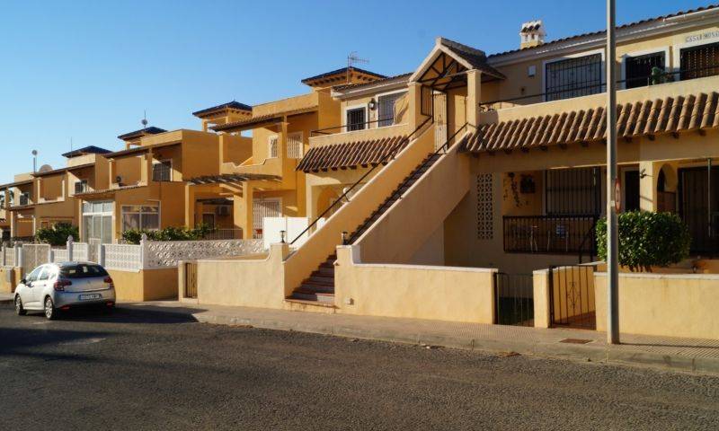 Re-sale - Apartment - Villamartin