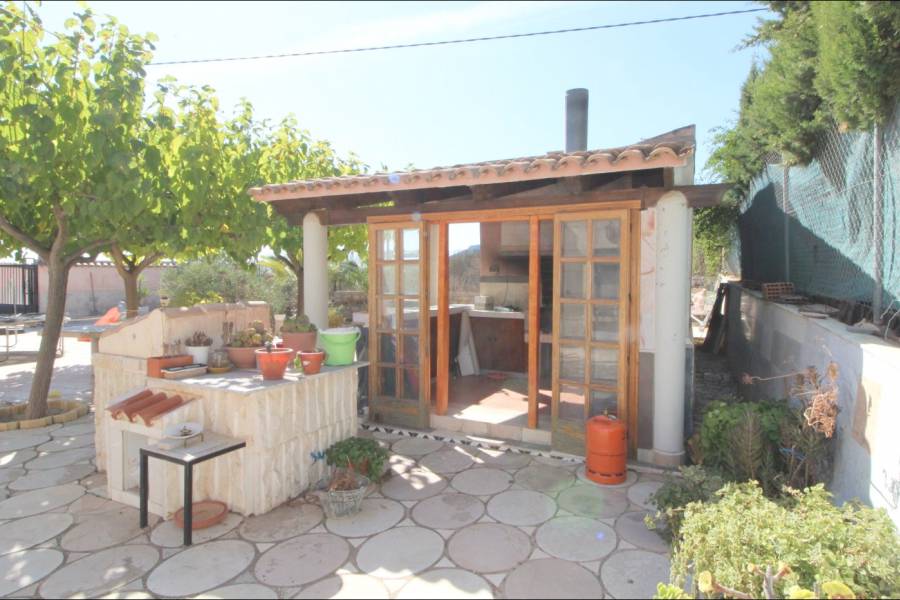 Venta - Casa de campo - Novelda