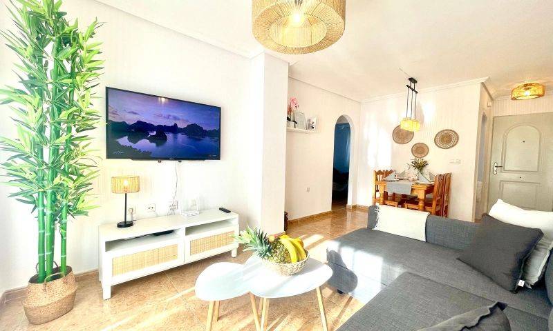 Re-sale - Apartment - Torrevieja - La Mata