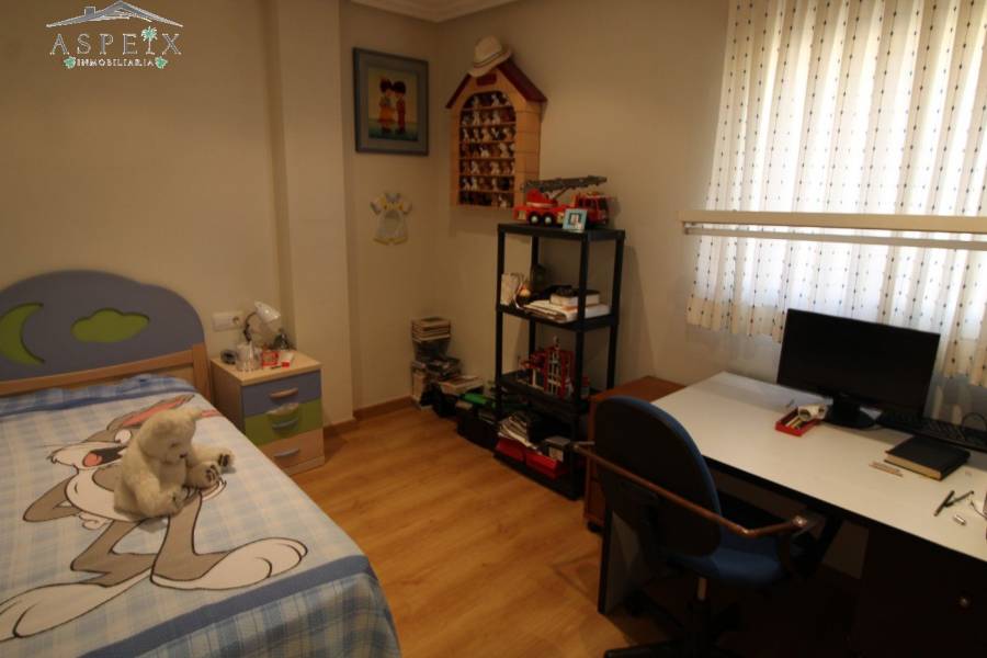 Re-sale - Villa - Aspe - Montesol